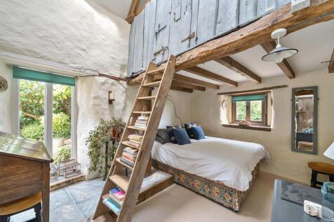 Cottage bedroom