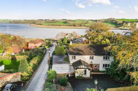 Main Cropped - R.jpg