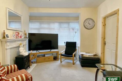 Living room2.jpg