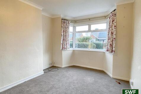 Living room1.jpg