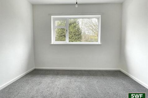 bed2.jpg