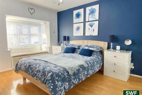 Bedroom1.1.jpg