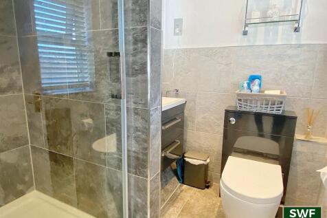 Ensuite.jpg