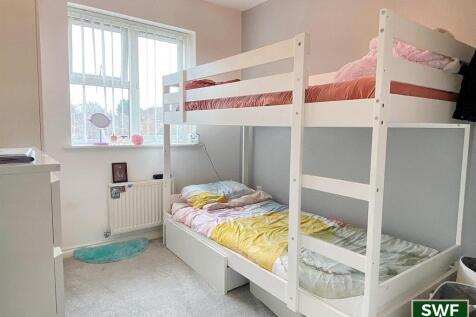 Bed3.jpg