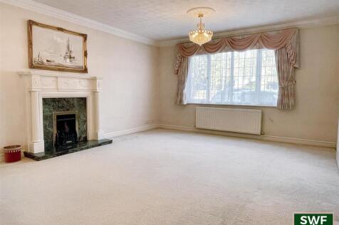 lounge1.jpg