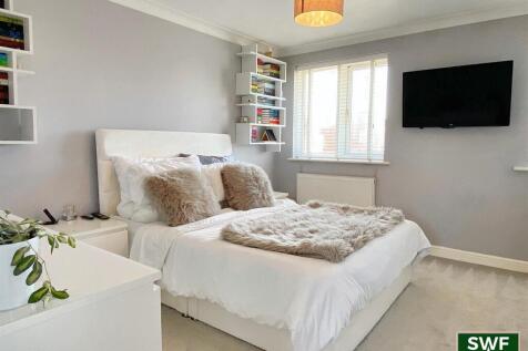 Bedroom1.2.jpg