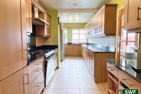 Kitchen3.jpg