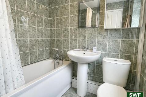 bathroom (25).jpg