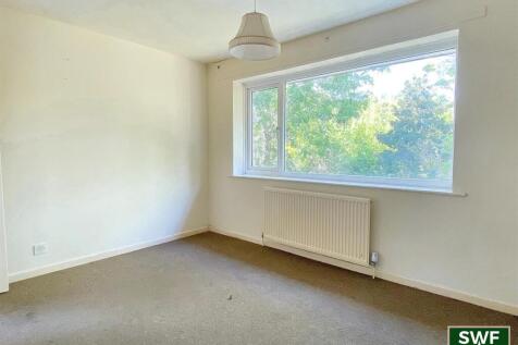 Bedroom1.1.jpg