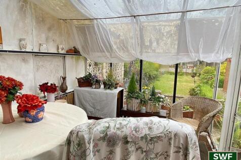 Sun room.jpg