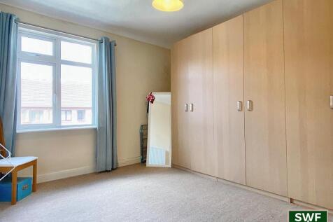 Bedroom2.2.jpg