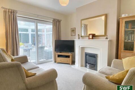 Living room4.jpg
