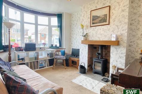 Living room2.jpg