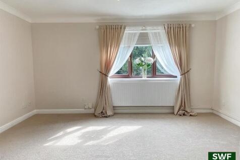 Living room3.jpg