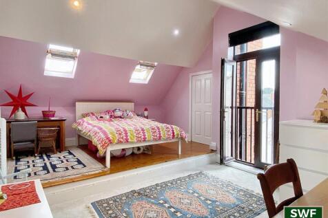 Bedroom1.1.jpg