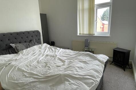 bed1.JPG