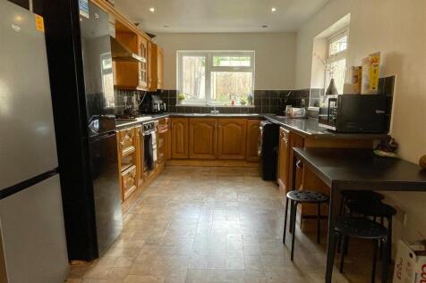 kitchen1.JPG