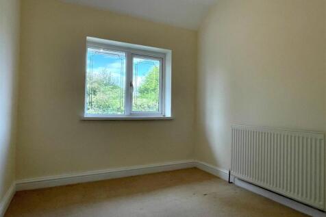 bedroom3.JPG