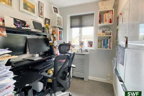 Bedroom4.jpg
