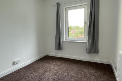 Bedroom.3.JPG