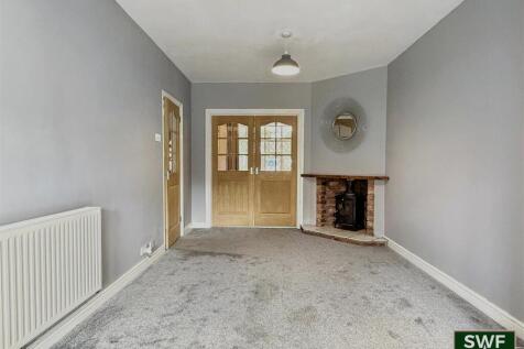 EXTENDED LIVING ROOM