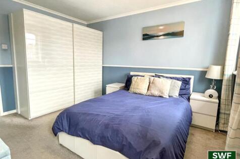 Bedroom1.5.jpg