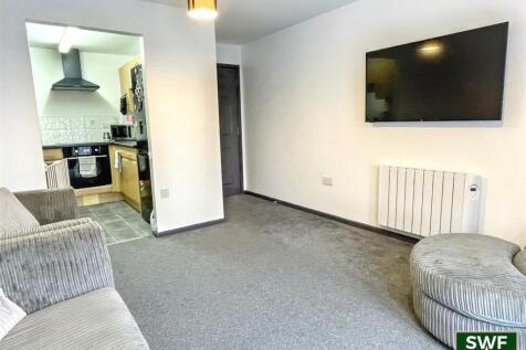 Living room3.jpg