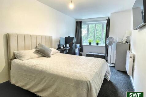Bedroom1 1.jpg