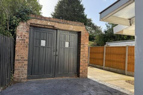 garage (1).JPG
