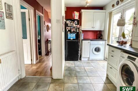 Kitchen5.jpg
