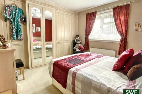 Bedroom1.2.jpg