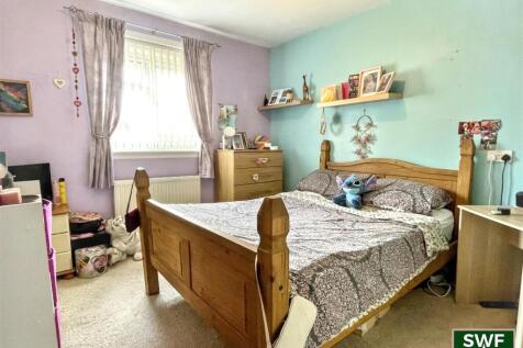 Bedroom2.1.jpg