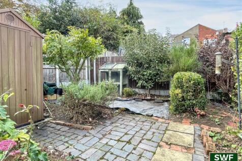 Garden3.jpg