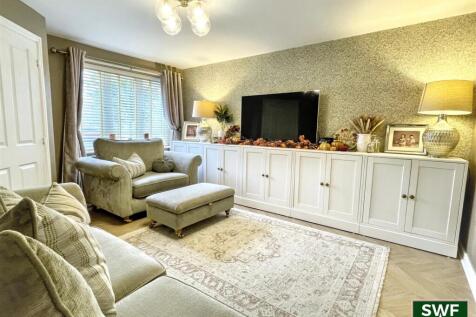 Living room1 (3).jpg