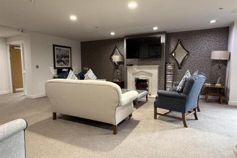 communal lounge (3).JPG