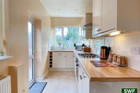 Kitchen1.jpg