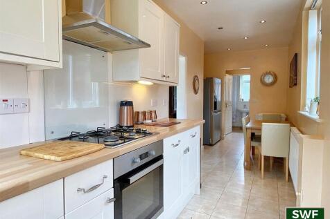 Kitchen4.jpg