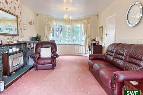 Living Room1.jpg