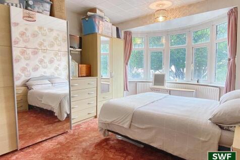 Bedroom1.jpg