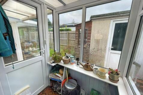 Side porch.jpg