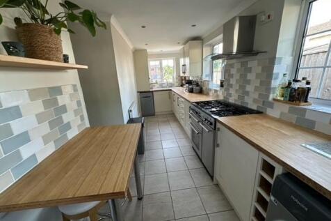 kitchen2.jpg