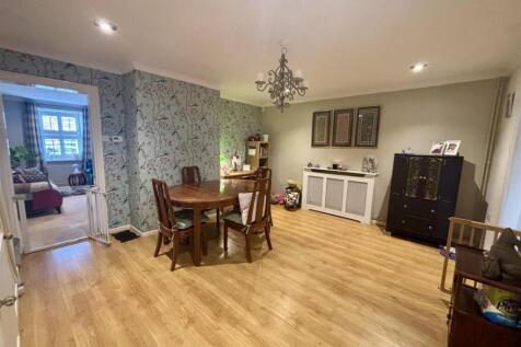 Dining room.jpg