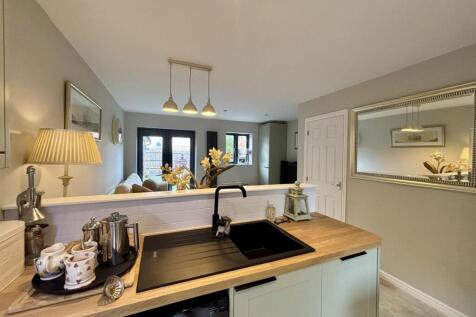Kitchen 3.jpg