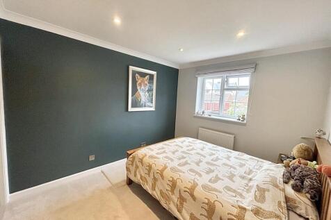 Bedroom 2.jpg