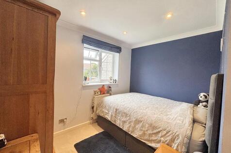 Bedroom 3.jpg