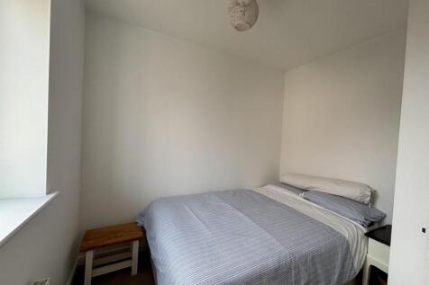 Bedroom 3.jpg