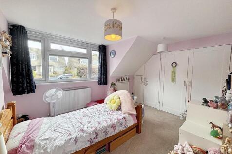 Bedroom 2.jpg
