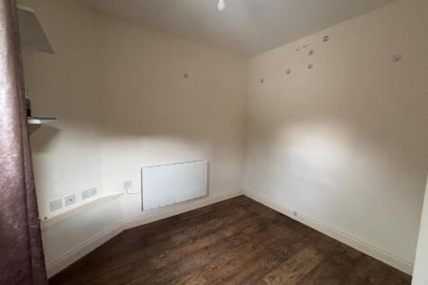 Bedroom 3.jpg