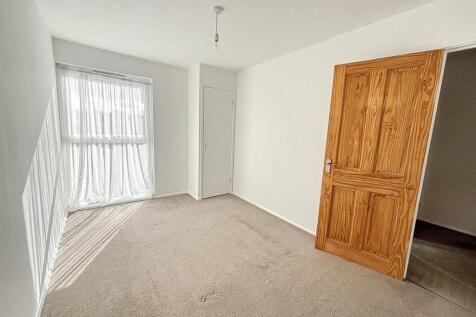 Bedroom 2 2.jpg