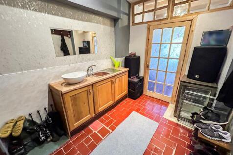 Scullery/Inner Hall